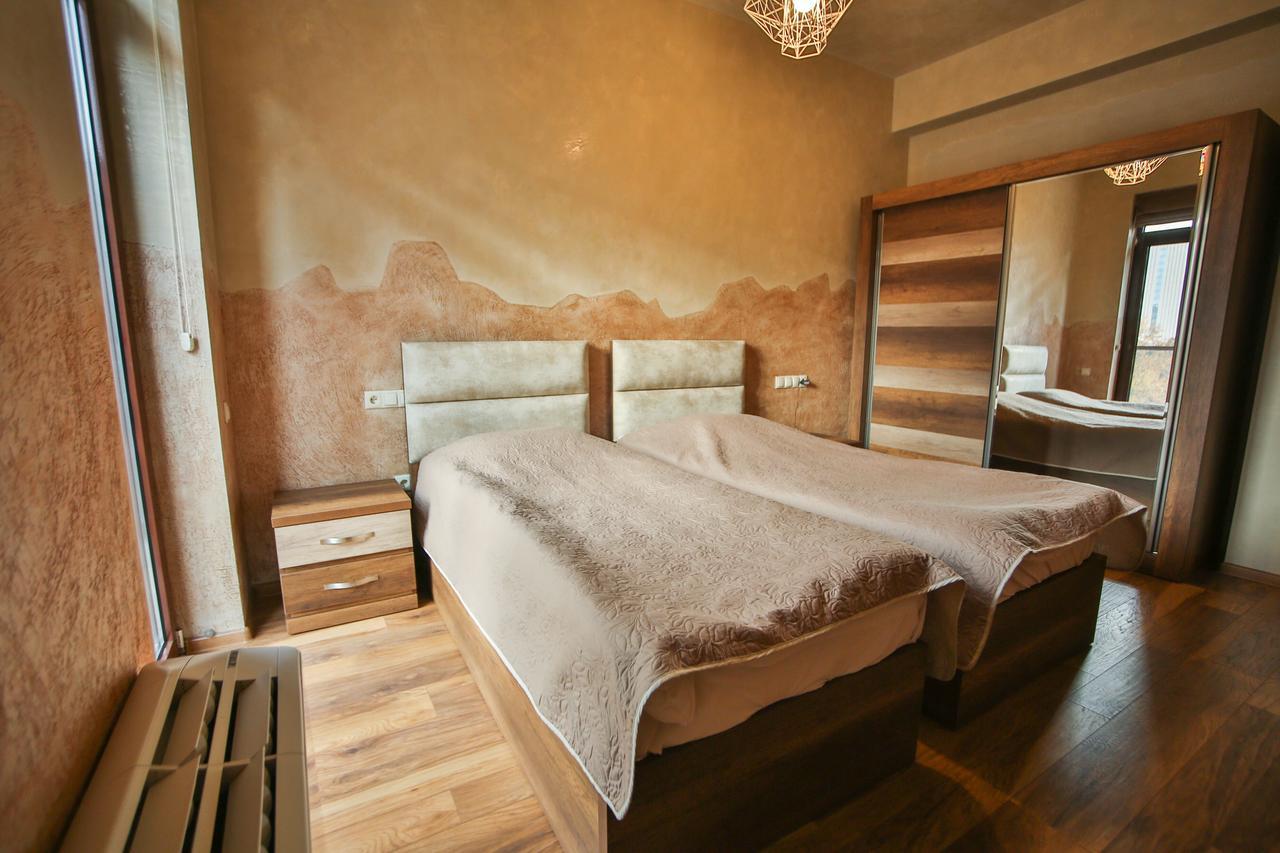 Hotel Wine Palace Tbilisi Exteriör bild